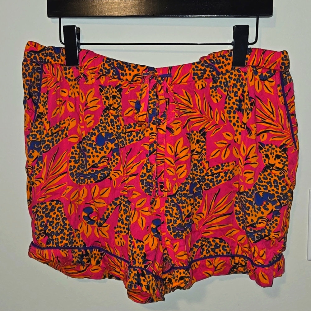 Printfresh satin sleep shorts in city cats - Picture 2 of 7